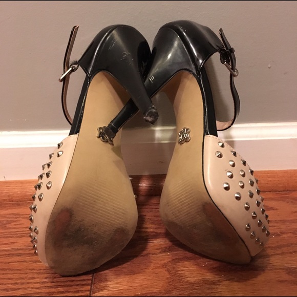 Rock & Republic Spiked Open Toe Shoes - Picture 4 of 6