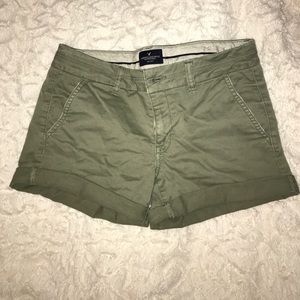 Army green American Eagle midi shorts size 6