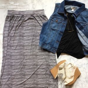 🖤LOFT Maxi Skirt🖤