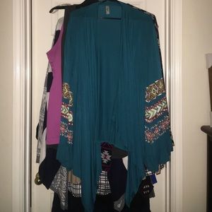 Blue Bell Sleeves Patterned Sweater