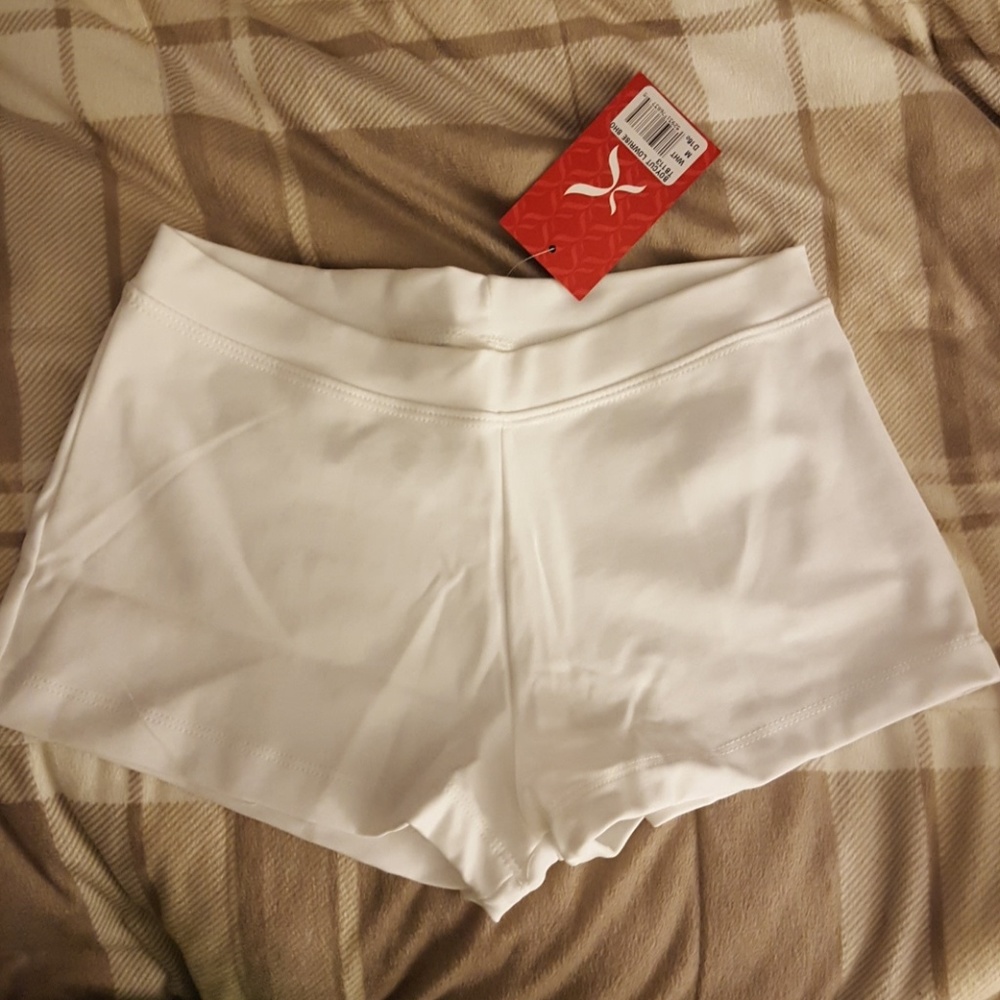 NWT White Capezio Boycut Lowrise Shorts