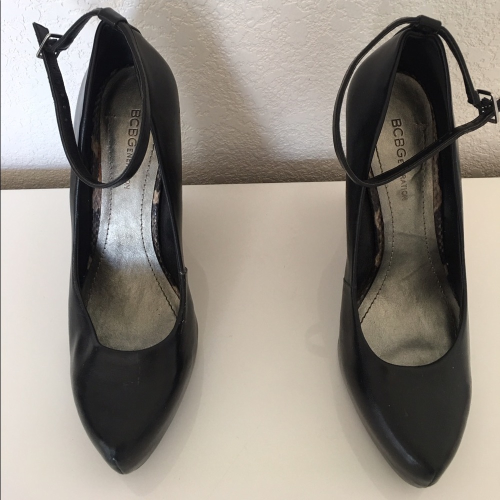 BCBG Snake Skin Wedges