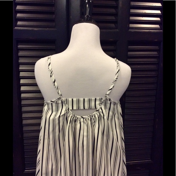 Black / White Sundress - Picture 5 of 8