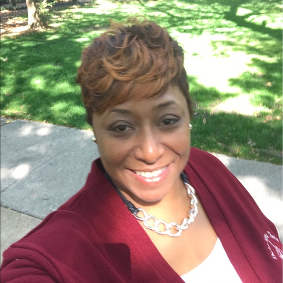 Meet your Posher, Kenyatta - Picture 1 of 1