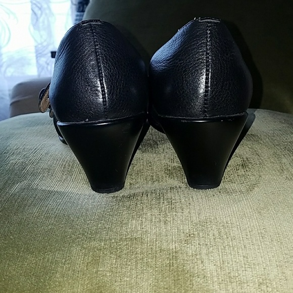 softspots shoes website