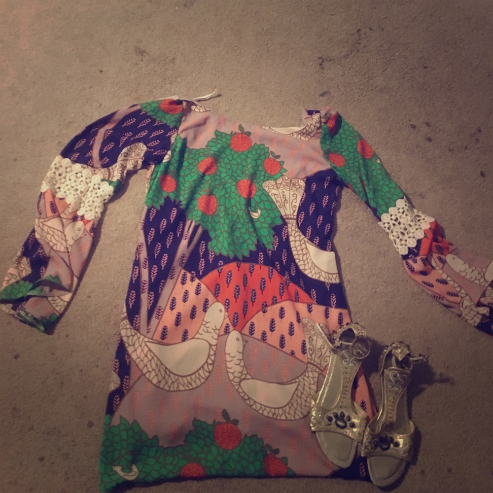 Beautiful turtle dove dress