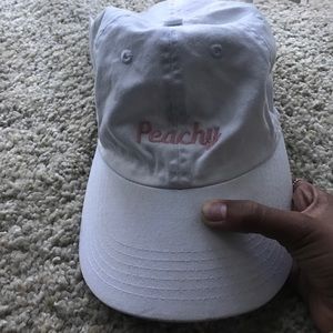 Brandy Melville hat