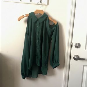 Ark & Co green chiffon cold shoulder button up