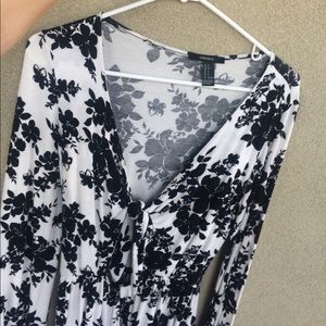 F21 front tie floral romper