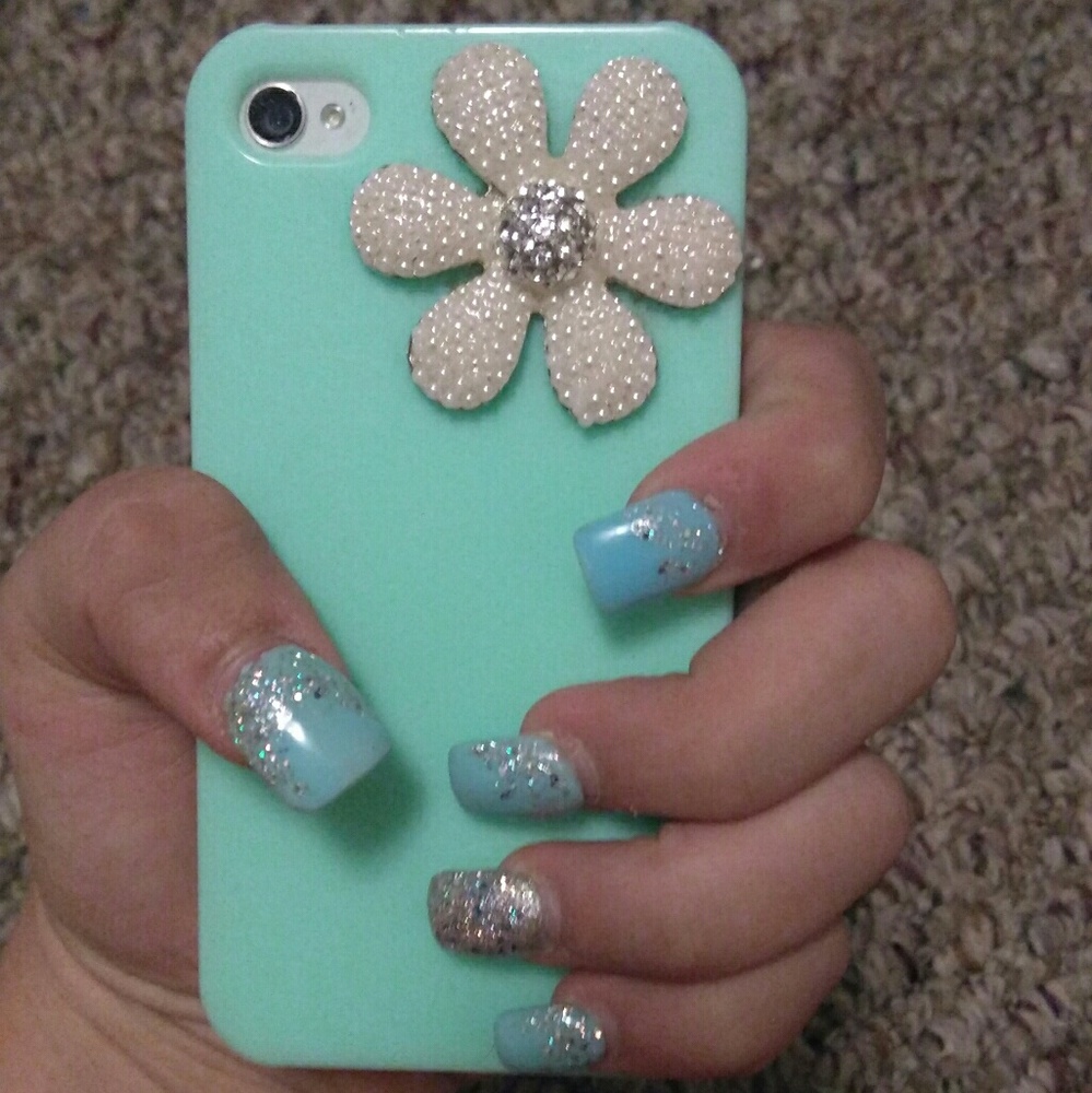 Diamond and Peal Turquoise Iphone case!
