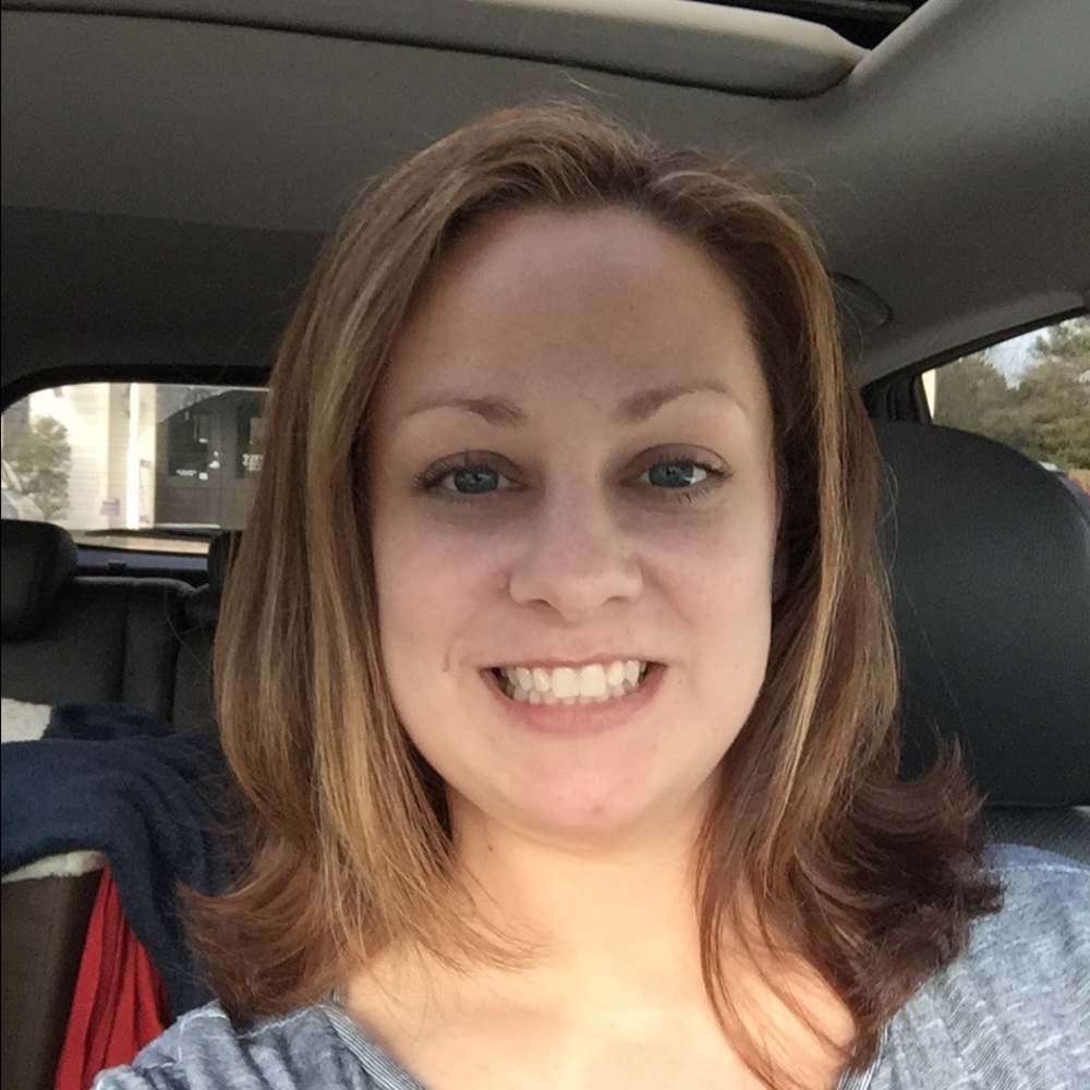 Meet your Posher, Emily