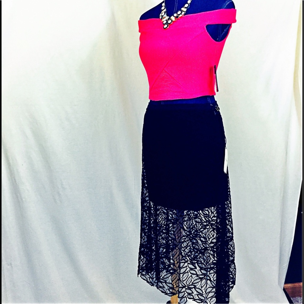 NEW From Nordstroms Medium Black Lace Hi Low Skirt