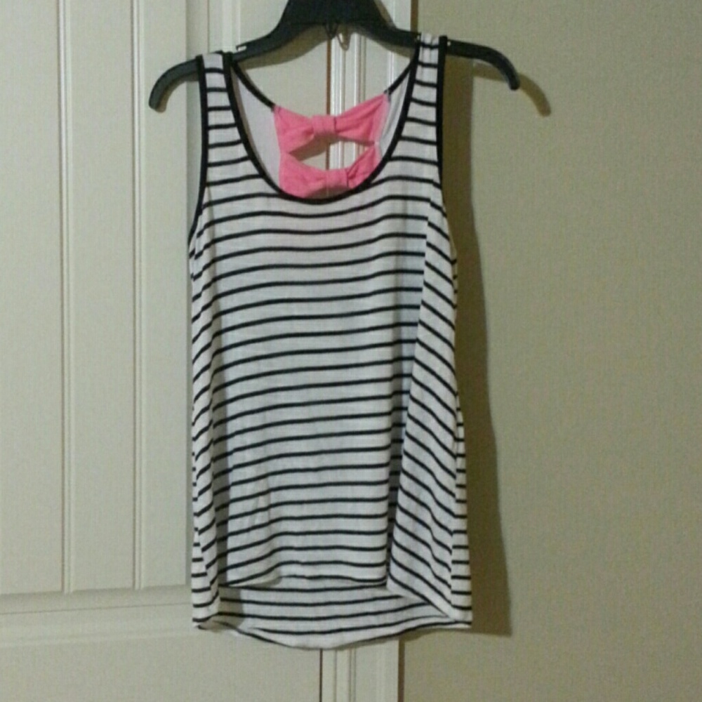 💥SOLD💥 NWOT Striped Tank with Bow Back