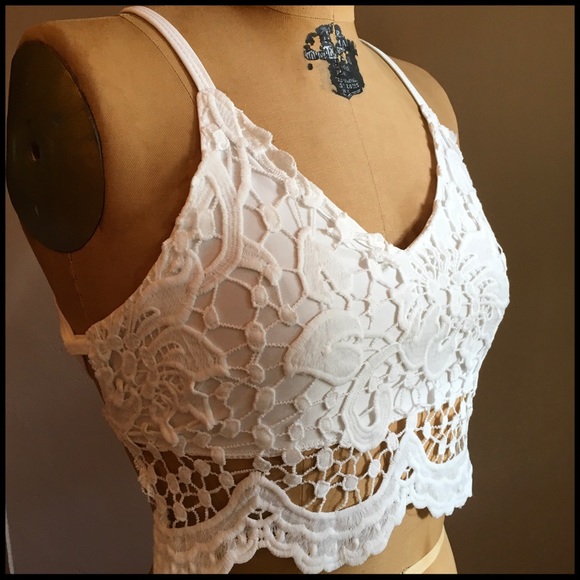Crochet Lace Crop Top - Picture 2 of 7