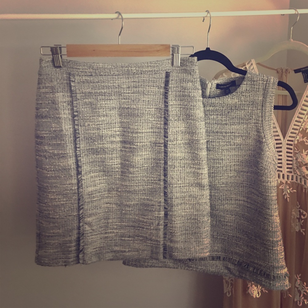 Banana Republic marled skirt