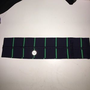 Lululemon Fly Away Tamer Headband