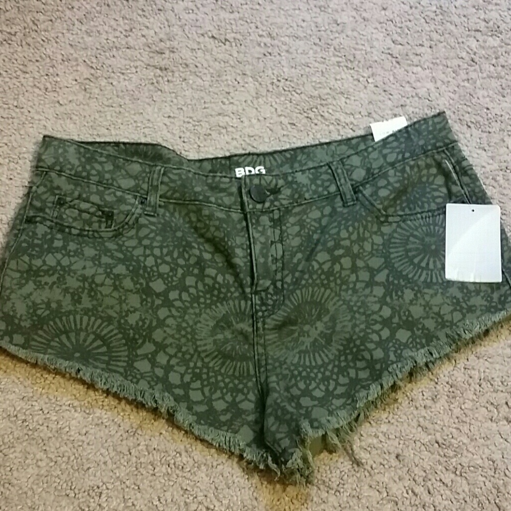 Low rise shorts