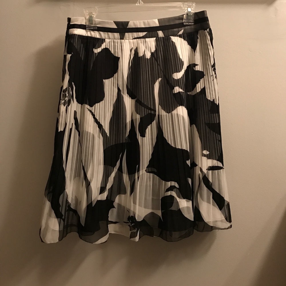 Black and white patterned skirt
