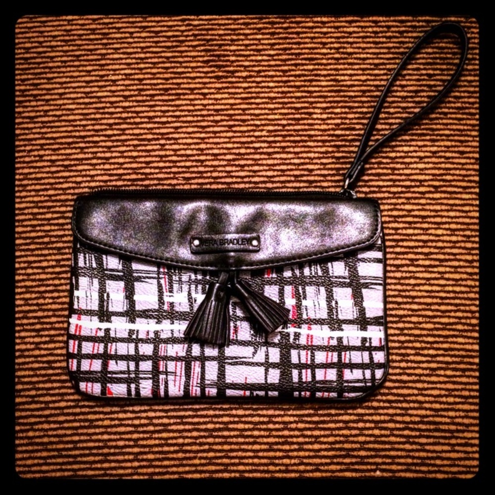 NWOT Vera Bradley wristlet.