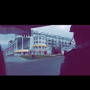 Meet your Posher, Hope