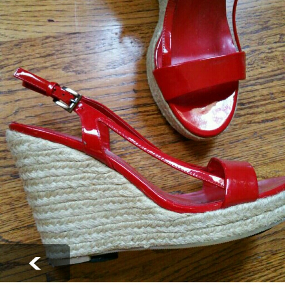 Platform sandals