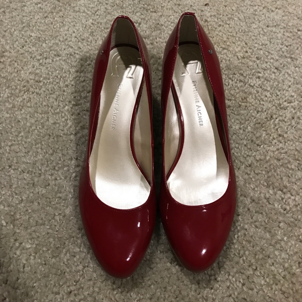 2.5" Red Heels 👠