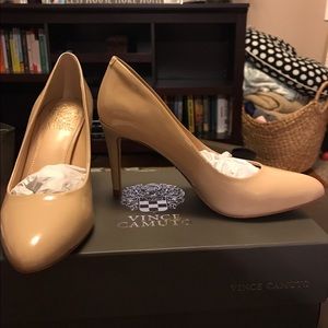 Vince Camuto Langer Pumps