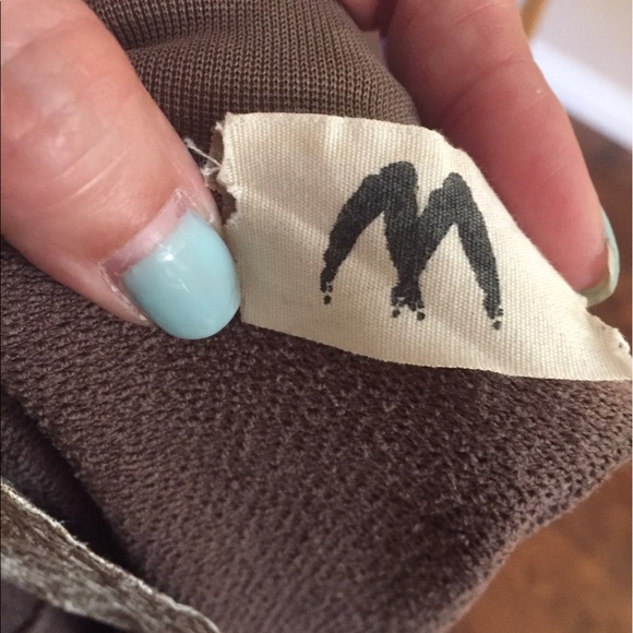 Da Nang brown Embroidered zip up sweater - Picture 7 of 8