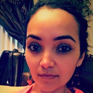 Meet your Posher, Aracely