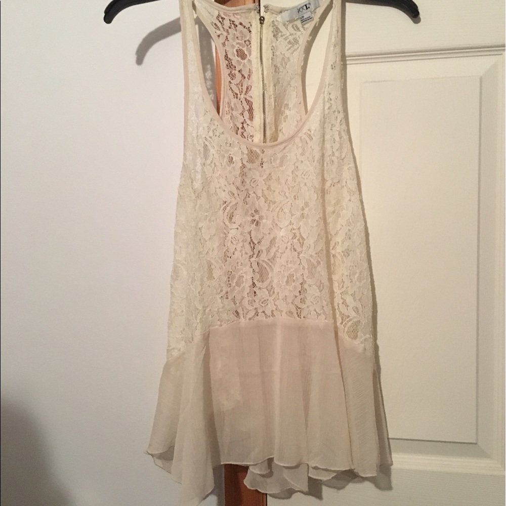 Small super cute Boutique Tank