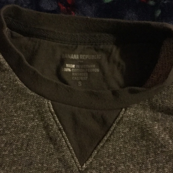 Preowned Grey Banana Republic Crew Neck - Picture 4 of 6