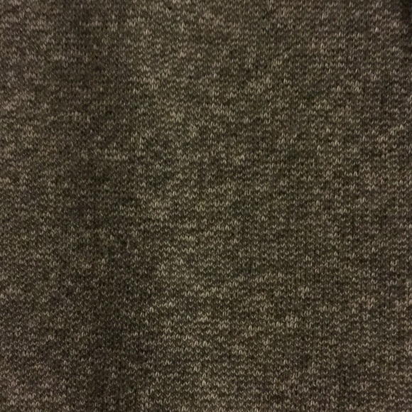Preowned Grey Banana Republic Crew Neck - Picture 6 of 6