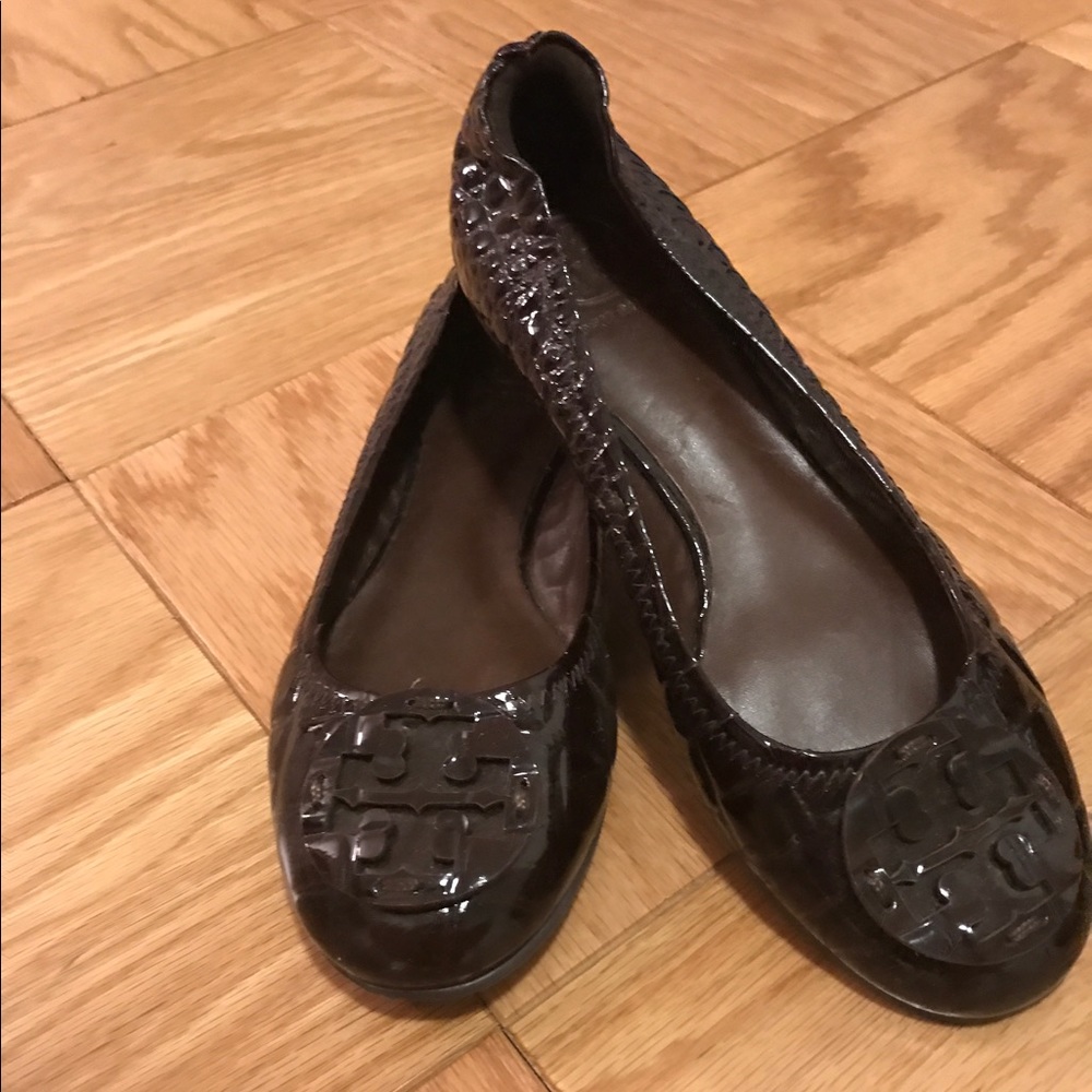 Tory Bruch crocodile flats