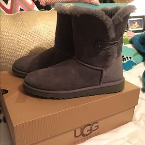 UGG Bailey button boots