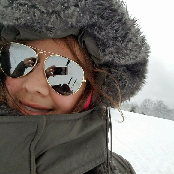 Meet your Posher, Sheral - Picture 1 of 1