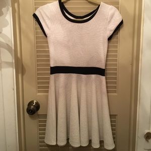 Black and white skatter dress
