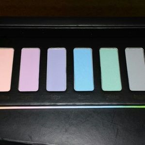 BNIB LE Kat Von D KVD Pastel Goth Eyeshadow Palett