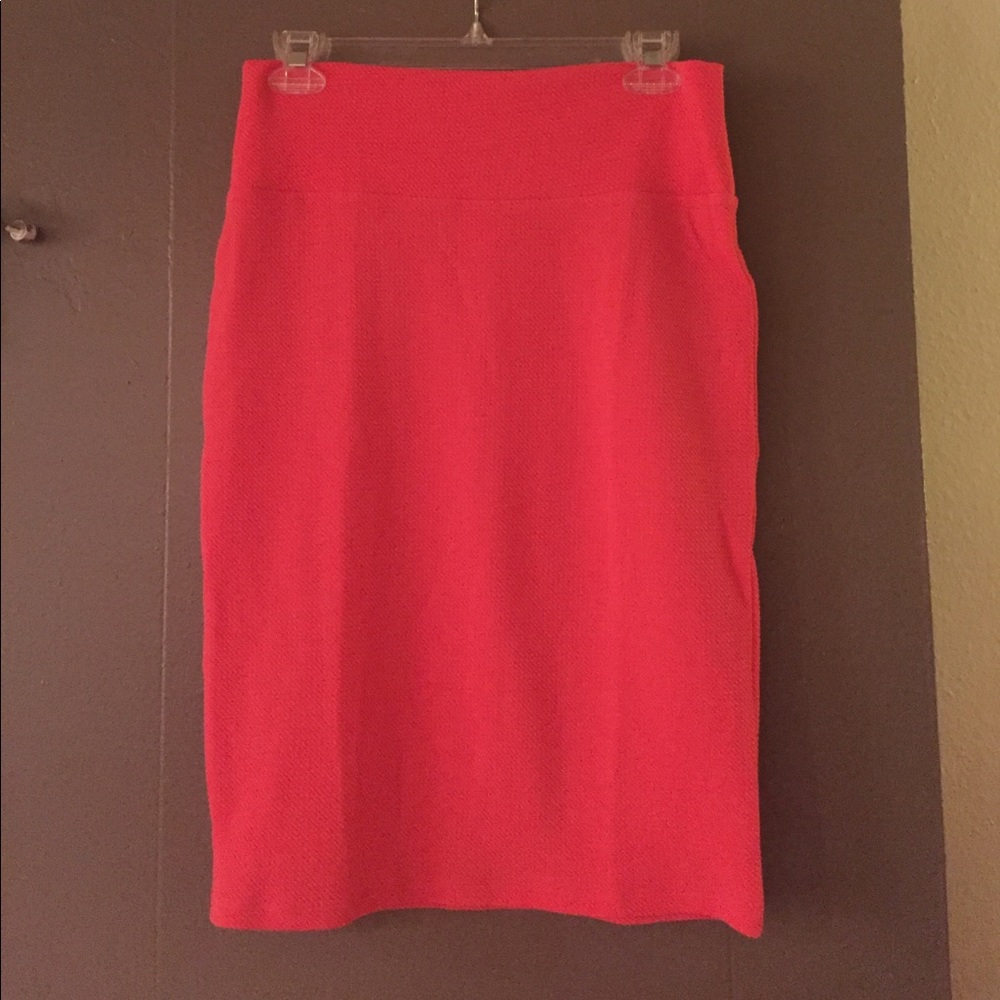 NWOT LuLaRoe Cassie Skirt in Coral