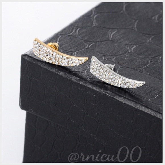 🆑Last 1! Crystal Rhinestone Fashion Earrings! - Picture 7 of 8