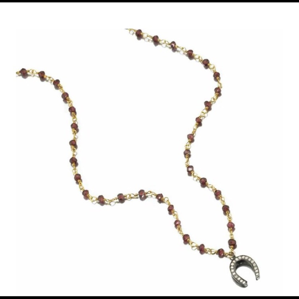 The phoebe layer necklace