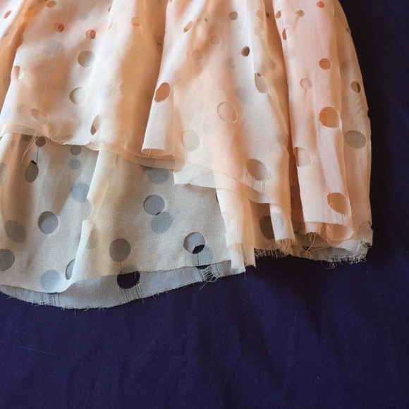 Peach peplum top DETAIL!! - Picture 3 of 3