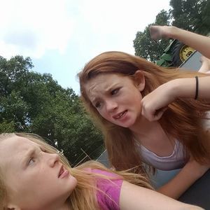 Meet your Posher, Alexia