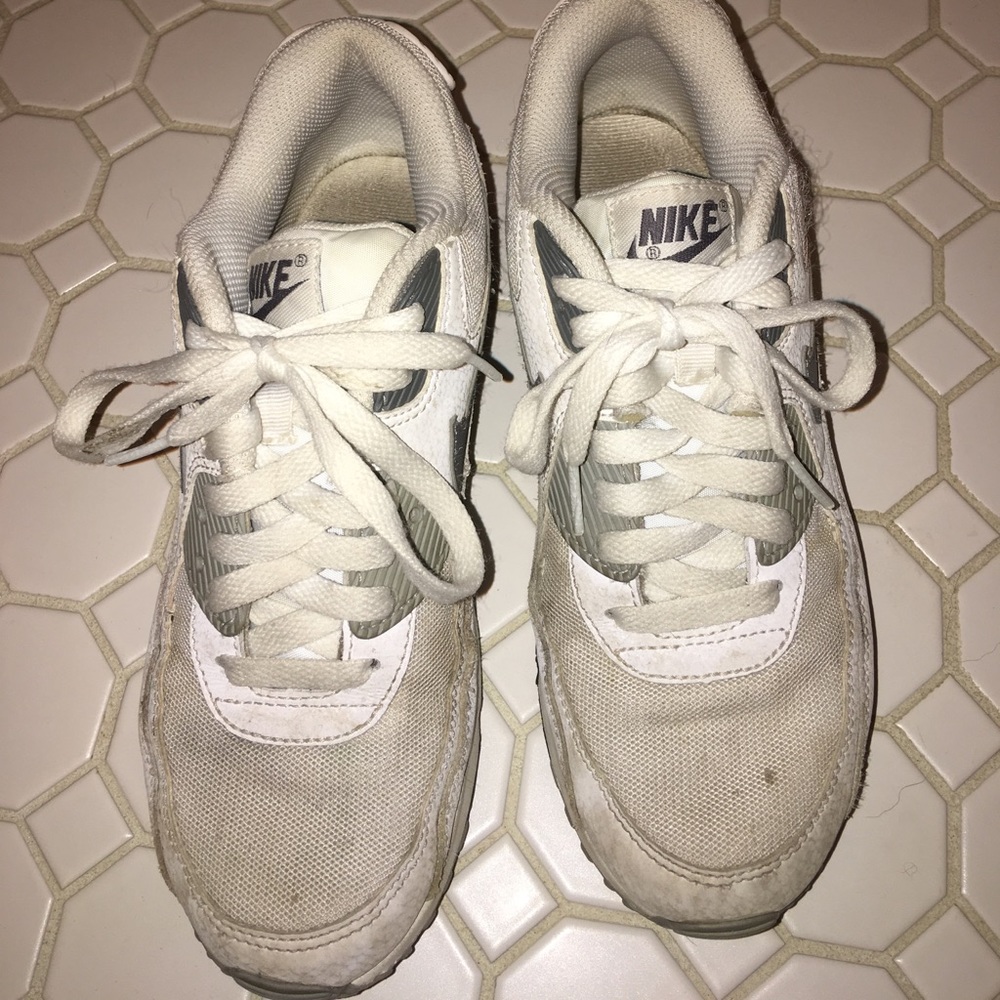 nike air maxes