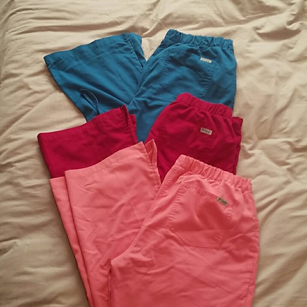 3 pair greys anatomy scrub pants size Med. Reg.