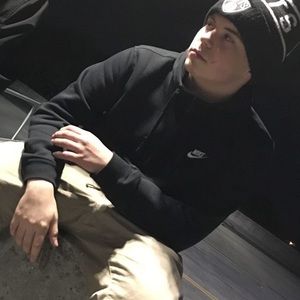 Meet your Posher, Matthew