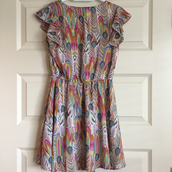 Pinky Ruffle Dress - Picture 3 of 6