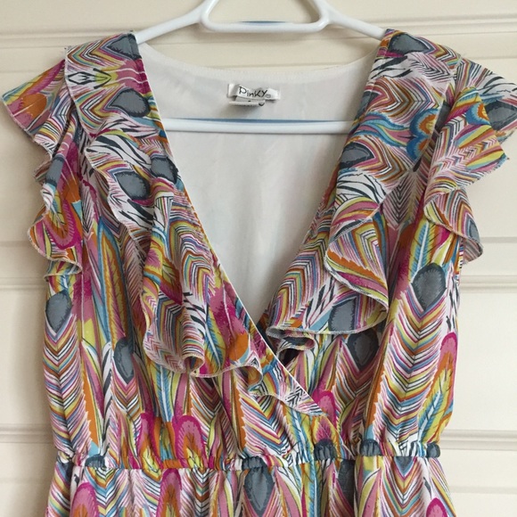 Pinky Ruffle Dress - Picture 4 of 6