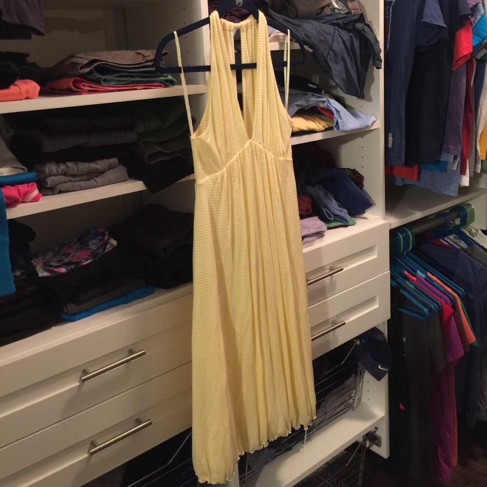 Diane Von Furstenburg small yellow dress