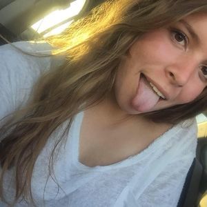 Meet your Posher, Daphne