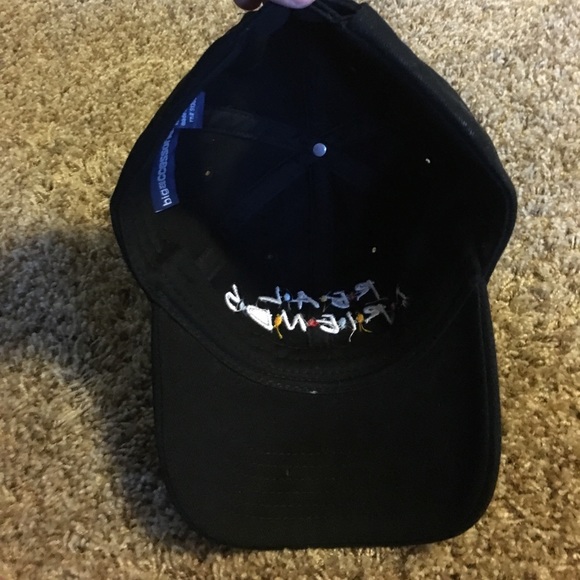 Real friends strapback hat - Picture 4 of 4